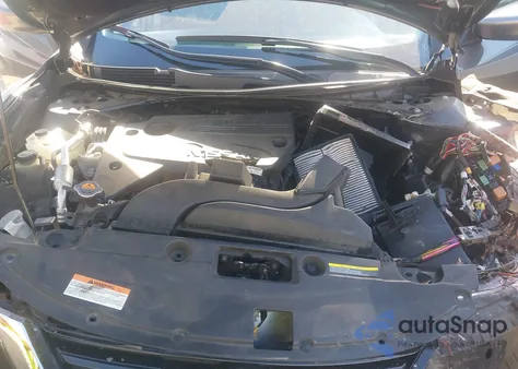 2018 Nissan Altima 2.5 Sr z USA, uszkodzony, nr VIN 1N4AL3AP2JC147421